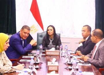 خلال متابعة موقف تنفيذ مشروعات السكن البديل.. التضامن: الدولة حريصة على توفير حياة كريمة للمواطنين خلال متابعة موقف تنفيذ مشروعات السكن البديل.. التضامن: الدولة حريصة على توفير حياة كريمة للمواطنين