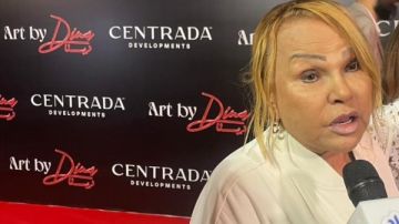 عودة راقية إبراهيم للظهور بعد سنوات في الاحتفال بأكاديمية دينا للرقص الشرقي