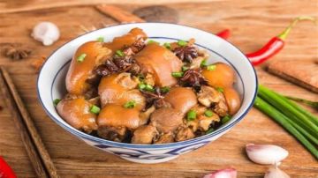 ماذا يحدث لجسمك عند تناول الكوارع؟.. رقم 4 مفاجئة ماذا يحدث لجسمك عند تناول الكوارع؟.. رقم 4 مفاجئة