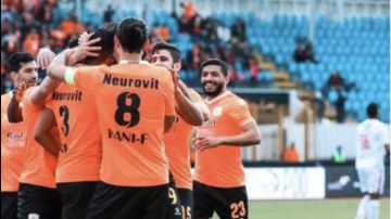 مدرب فاركو: حققنا تعادلا مستحقا أمام المصري.. وتأثرنا برحيل 14 لاعبا