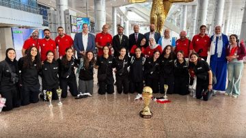 وزارة الشباب والرياضة تستقبل بعثة ناشئات السلة بعد التتويج التاريخي ببطولة الأفروباسكت