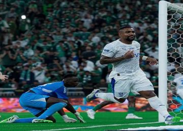 في مباراة مثيرة.. التعادل يحسم نتيجة مواجهة الأهلي ضد الهلال بـ الدوري السعودي في مباراة مثيرة.. التعادل يحسم نتيجة مواجهة الأهلي ضد الهلال بـ الدوري السعودي