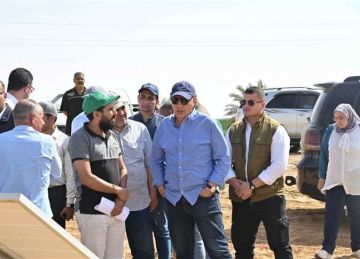 وزير الري يتفقد الموقف التنفيذى لمشروع تنمية جنوب الوادي بأسوان وزير الري يتفقد الموقف التنفيذى لمشروع تنمية جنوب الوادي بأسوان