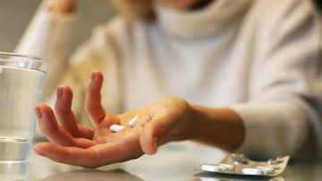 الباراسيتامول للأم الحامل يسبب التوحد للطفل.. الصحة تحسم الجدل بالأدلة العلمية الباراسيتامول للأم الحامل يسبب التوحد للطفل.. الصحة تحسم الجدل بالأدلة العلمية