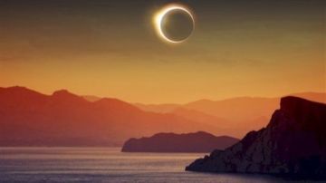 كسوف الشمس.. كيف نشاهده في مصر وما الدعاء المستجاب؟