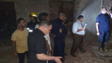 تحرك عاجل من محافظ الشرقية لإنقاذ المصابين في حادث انهيار شرفة بشارع مولد النبي بالزقازيق صور