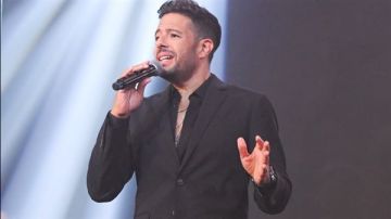 حماقي يتألق بحفل ضخم في القاهرة الجديدة ويشعل حماس الحضري وزيدان حماقي يتألق بحفل ضخم في القاهرة الجديدة ويشعل حماس الحضري وزيدان