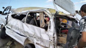 بينهم أطفال.. بالأسماء إصابة 14 في انقلاب أتوبيس سياحي بالكيلو 8 بطريق مطروح الإسكندرية بينهم أطفال.. بالأسماء إصابة 14 في انقلاب أتوبيس سياحي بالكيلو 8 بطريق مطروح الإسكندرية