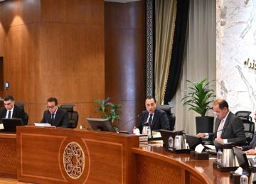  مدبولي يتابع موقف توافر الاعتمادات المالية اللازمة لـ الشراء الموحد لتغطية عمليات الأدوية