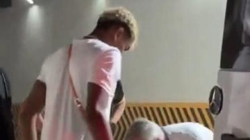 واقعة غريبة.. لامين يامال يفقد جواز سفره في تركيا