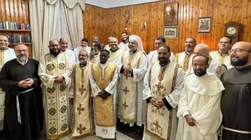 الأنبا عمانوئيل يترأس اللقاء الدوري للإكليروس الإيبارشي