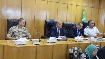 تنفيذي المنيا: خطة شاملة لمواجهة السيول وإنشاء سوق ومدرستين تنفيذي المنيا: خطة شاملة لمواجهة السيول وإنشاء سوق ومدرستين