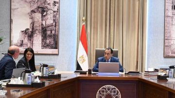 رئيس الوزراء يتابع مستجدات جهود فض التشابكات المالية بين جهات الدولة وبنك الاستثمار القومي