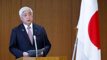 لأول مرة منذ عقد.. وزير الدفاع الياباني يزور كوريا الجنوبية لأول مرة منذ عقد.. وزير الدفاع الياباني يزور كوريا الجنوبية