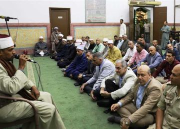 محافظ أسوان يشهد احتفال مديرية الأوقاف بذكرى المولد النبوي الشريف محافظ أسوان يشهد احتفال مديرية الأوقاف بذكرى المولد النبوي الشريف