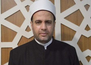 هل يرفع الأذان في صلاة خسوف القمر؟ إمام مسجد النصر يوضح طريقة أدائها وفضلها