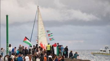 أكثر من 50 سفينة صمود تدخل نطاق اعتراض إسرائيل.. وتهديد بإغراقها