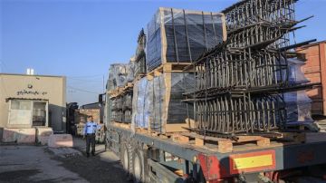 عاجل إسرائيل تعيد غلق معبر كرم أبو سالم وتمنع إدخال المساعدات إلى غزة