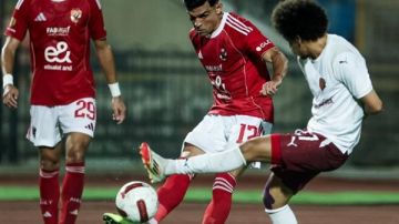 عاجل.. الأهلي يطالب بالتحقيق مع حكم تقنية الفيديو في مباراة سيراميكا