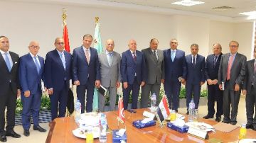 تعاون مصري تونسي فى مجالات النهوض بزراعات الزيتون والتمور