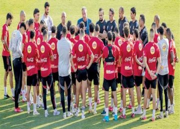 «عندهم دم.. وكلام الخطيب مأثر فيهم».. رضا عبدالعال يتغنى بثنائي الأهلي «عندهم دم.. وكلام الخطيب مأثر فيهم».. رضا عبدالعال يتغنى بثنائي الأهلي