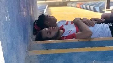 قبل القمة بساعات.. مشجعو الزمالك ينامون في الاستاد