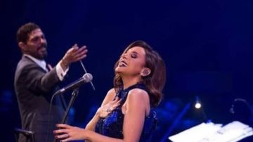 هاني فرحات يقود أوركسترا حفل أنغام في قاعة رويال ألبرت بلندن