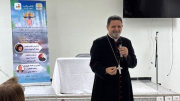 الأنبا بشارة يفتتح المؤتمر الثاني للكهنة المتزوجين وأسرهم