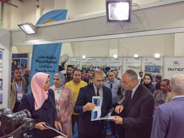 البيئة تشارك في افتتاح معرض الشرق الأوسط لصناعة الورق والكرتون والصناعات التحويلية