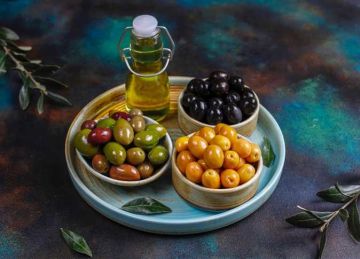 سر الطعم الأصلي.. طريقة عمل الزيتون المخلل في البيت سر الطعم الأصلي.. طريقة عمل الزيتون المخلل في البيت