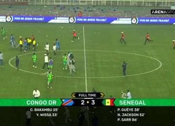  فوضى وتحطيم كراسي من جماهير الكونغو بعد الخسارة من السنغال