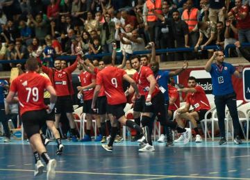 القنوات الناقلة مباشر لمباراة الأهلي ضد سيدني في كأس العالم للأندية لكرة اليد.. والمعلق