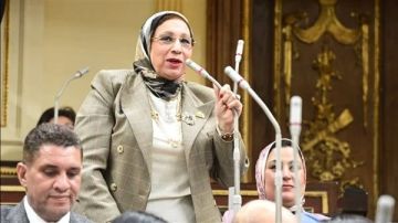 برلمانية: توطين المستحضرات الحيوية واللقاحات ضرورة وطنية لتعزيز الأمن الصحي برلمانية: توطين المستحضرات الحيوية واللقاحات ضرورة وطنية لتعزيز الأمن الصحي