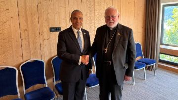 وزير الخارجية يلتقي نظيره بالفاتيكان لبحث دعم السلام وتعزيز الحوار الديني