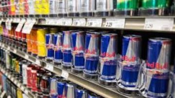 إنجلترا تتجه لحظر مشروبات الطاقة لـ القصر