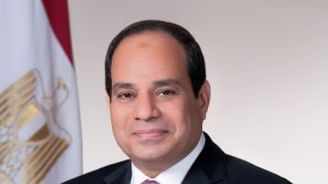 الرئيس السيسي يبحث التعاون الثنائي مع ولي العهد البحريني.. ويؤكد: نرفض تهجير الشعب الفلسطيني من أراضيه الرئيس السيسي يبحث التعاون الثنائي مع ولي العهد البحريني.. ويؤكد: نرفض تهجير الشعب الفلسطيني من أراضيه