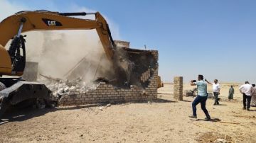 محافظ أسيوط: إزالة 33 حالة تعد على الأراضي الزراعية وأملاك الدولة ضمن الموجة الـ27 محافظ أسيوط: إزالة 33 حالة تعد على الأراضي الزراعية وأملاك الدولة ضمن الموجة الـ27