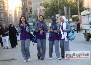 أبرزها منع البناطيل الممزقة والشعر الطويل .. محظورات العام الدراسي الجديد 2025