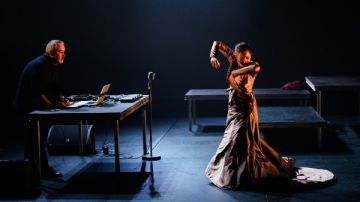 إلكتروفلامنكو 3.0 يفتتح فعاليات مهرجان دي-كاف في دورته الـ 13 إلكتروفلامنكو 3.0 يفتتح فعاليات مهرجان دي-كاف في دورته الـ 13