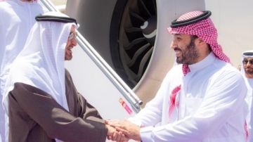 زيارة أخوية .. ولي العهد السعودي يستقبل محمد بن زايد في الرياض