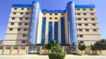 أول تعليق من مستشفى بنها التعليمي بشأن استغاثة والد فتاة سقطت من الطابق الرابع