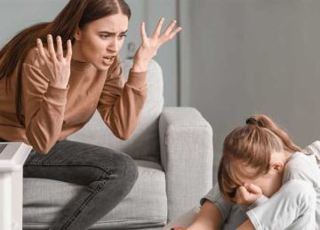 الخلافات لا يخلو منها أي بيت.. استشاري علاقات أسرية تكشف مفاتيح نجاح العلاقة بين الأهل والأبناء