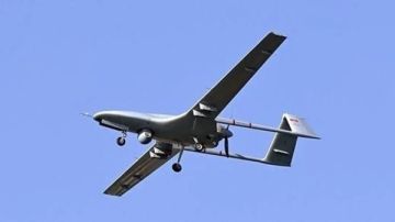 الناتو: 10 مسيرات روسية اخترقت المجال الجوي البولندي