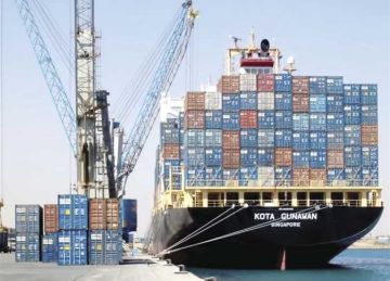 الاتحاد الأوروبي يستبعد فرض رسوم جمركية على الهند والصين الاتحاد الأوروبي يستبعد فرض رسوم جمركية على الهند والصين