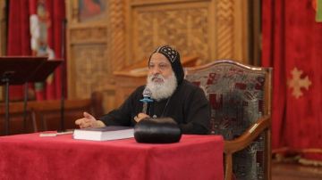 حامل الشعلة.. لقاء لخدام مرحلتي إعدادي وثانوي بإيبارشية حلوان