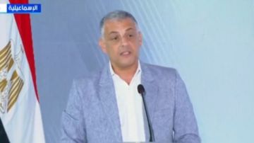 محافظ الإسماعيلية: الدولة تضع الصناعة في مقدمة الأولويات