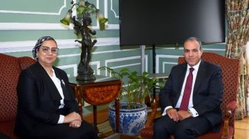 وزير الخارجية يؤكد دعم الدولة لتمكين المرأة خلال لقائه برئيسة المجلس القومي للمرأة