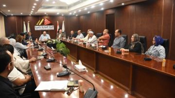 الغرفة التجارية بالجيزة تناقش انتقال صلاحيات التفتيش على الأغذية