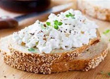 الفطار مش هزار.. إزاي تبدأ يومك صح؟ (خبيرة تغذية توضح)