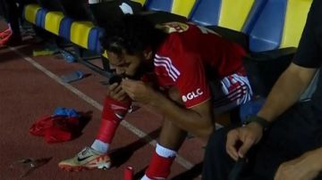 قبلة دمرت الزمالك.. ماذا يوجد في واقي ساق حسين الشحات؟